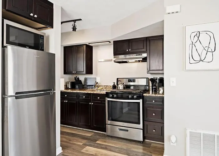 The Susan - A Cozy, Comfy 1bd *
